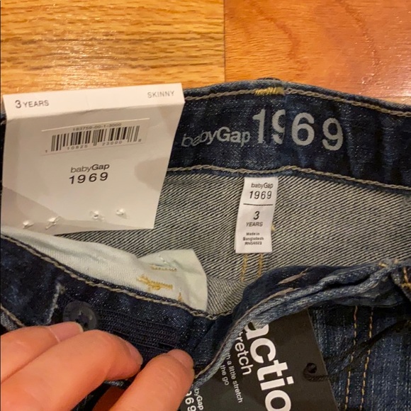 NWT Gap skinny stretch jeans 3T - Picture 4 of 5